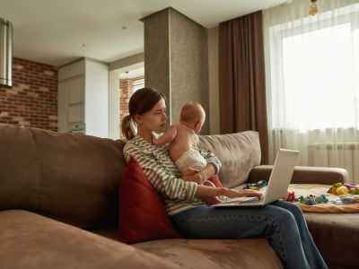 Από λουκουμάδες μέχρι Minecraft: Οι αναζητήσεις των Ελλήνων στην Google που αφορούν και γονείς