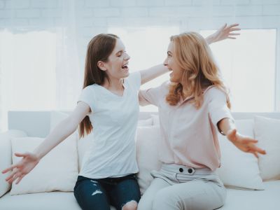 Η έφηβη κόρη μου έγινε η καλύτερή μου φίλη - Δεν ξέρω πως συνέβη αλλά είναι υπέροχο