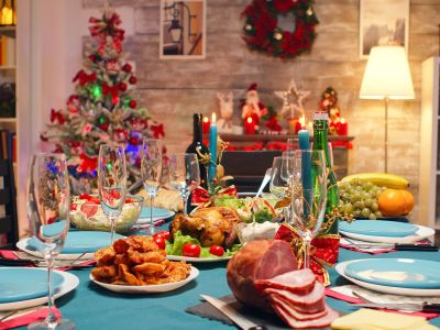 Γιορτινά τραπέζια με ισορροπία και απόλαυση χωρίς ενοχές