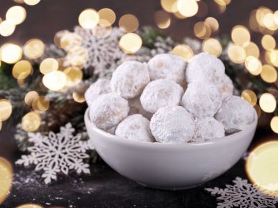 Εύκολη συνταγή για κουραμπιέδες μπουκίτσες -Το απόλυτο χριστουγεννιάτικο γλυκό