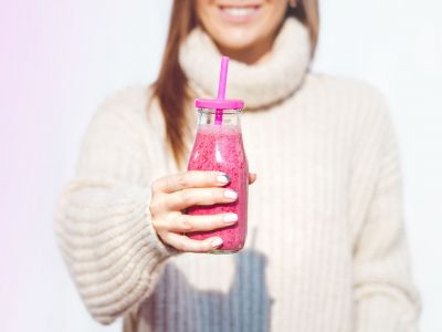 5 detox smoothies για επίπεδη κοιλιά μετά τις γιορτές
