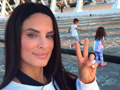 Χριστίνα Μπόμπα: Έχει το «σύνδρομο της μάνας» - Γιατί αφήνει τα παιδιά της να βαριούνται