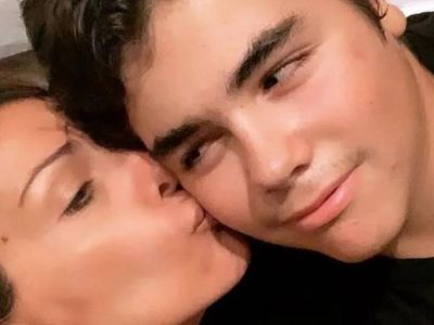 Η Δέσποινα Βανδή δεν μπορεί να αντισταθεί στα μελομακάρονα του γιου της:«Γιώργο, έχουμε καταστραφεί»