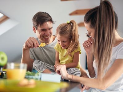 Πώς να χτίσετε υγιεινές συνήθειες που όλη η οικογένεια θα αγαπήσει