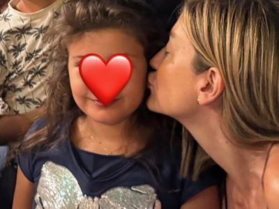 Ράνια Τζίμα: Σπάνια φωτογραφία με τον σύζυγό της και την κόρη τους, Ελένη