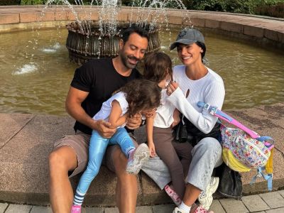 Μπόμπα – Τανιμανίδης: Τα σχολεία ήταν κλειστά και οι δίδυμες ακολούθησαν το πρόγραμμά τους