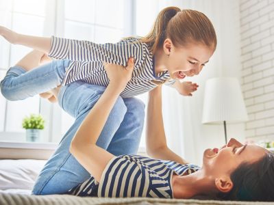 6 ιδέες για να περνάτε αξέχαστες στιγμές με τα παιδιά σας όταν έχετε γεμάτο πρόγραμμα