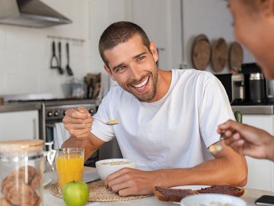 5 τροφές που ενισχύουν τη ανδρική γονιμότητα και προστατεύουν το σπέρμα