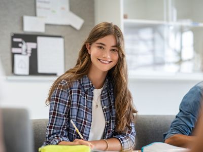 Εθνικό Απολυτήριο: Τι αλλάζει, ποιοι επηρεάζονται και τι θα γίνει με τις Πανελλαδικές