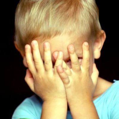 Το παιδί σας είναι ντροπαλό; Βγάλτε το από το «καβούκι» του