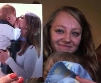 To συγκινητικό βίντεο της ιστορίας του πιτσιρίκου που συγκλόνισε το internet