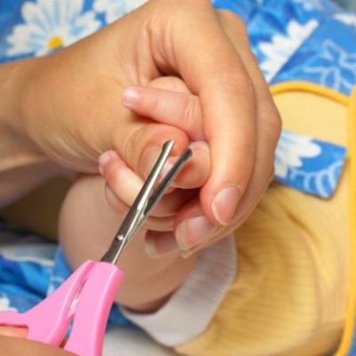 Πώς να φροντίσω τα νυχάκια του παιδιού μου;