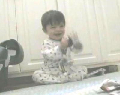 Βίντεο: Γιατί γελάει ο Ίθαν;