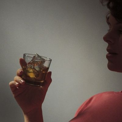 Οι κίνδυνοι όταν καταναλώνουμε αλκοόλ κατά την εγκυμοσύνη