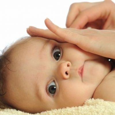 Πώς θα φροντίζετε με προσοχή την μύτη και τα αυτάκια του μωρού