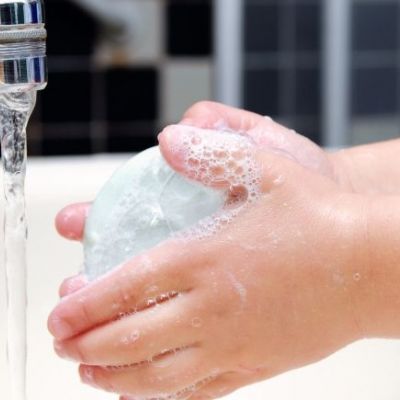 «Φροντίζω καλά τα χεράκια…»