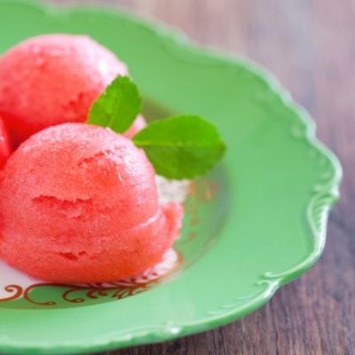 Παγωτό καρπούζι για τα πιτσιρίκια!