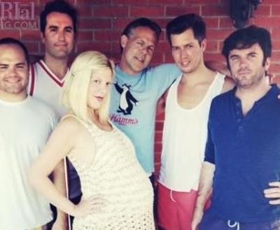 H Tori Spelling παρουσιάζει το πάρτι για την τέταρτη εγκυμοσύνη της