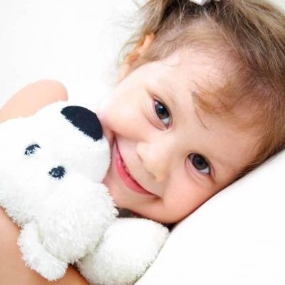 Τι πρέπει να τρώει το παιδί μου πριν πάει για ύπνο το βράδυ;