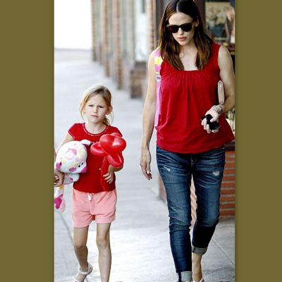 Jennifer Garner-Violet: Ασορτί στα κόκκινα μαμά και κόρη!