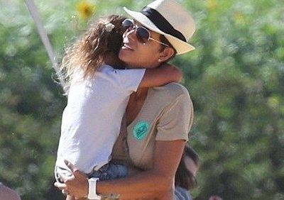 Halle Berry: Με τη Nahla και τον πρώην σύντροφό της για κολοκύθες!