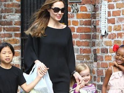 Angelina Jolie: Έστειλε γράμματα με τα παιδιά της στον Άγιο Βασίλη