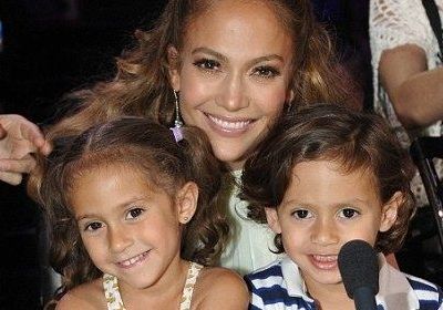 Οι συμβουλές της Jennifer Lopez στα παιδιά της
