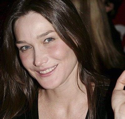 Carla Bruni: Τι ήταν αυτό που… λιγουρευόταν στη διάρκεια της εγκυμοσύνης της