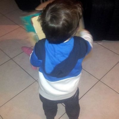 Κι ένα χαρτόκουτο μου φτάνει...