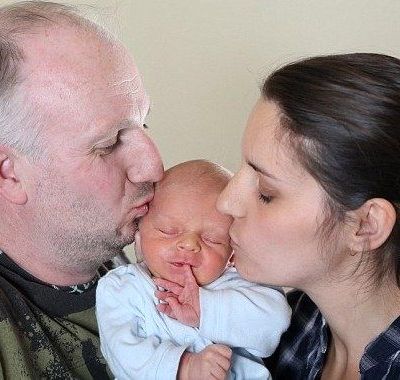 Έγιναν με φυσικό τρόπο γονείς ενώ τους είχαν πει οτι δεν μπορούσαν!