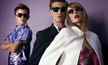 Video: Νέο διαφημιστικό του Romeo Beckham για τον Burberry
