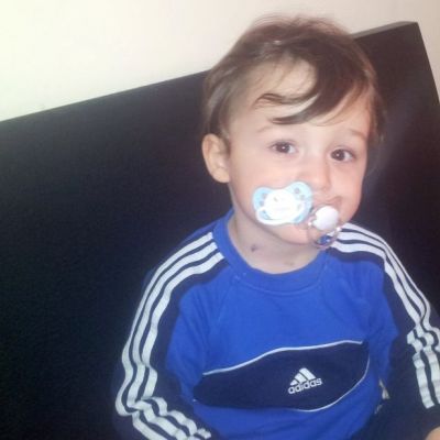 Δύο πιπίλες, διπλή απόλαυση