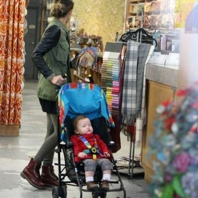 Jessica Alba: Ψώνισε υφάσματα παρέα με τη μικρή της κόρη