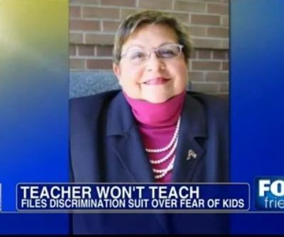 Δασκάλα που πάσχει από παιδοφοβία μήνυσε τη σχολική επιτροπή για διάκριση!