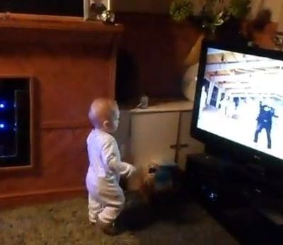 16μηνο αγοράκι ζητάει gangnam από το πρωί ως το βράδυ!