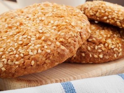 Τραγανά κουλουράκια με σουσάμι!