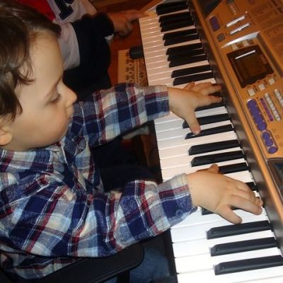 Για να δούμε τι θα γίνει αν πατήσω αυτά μαζί!