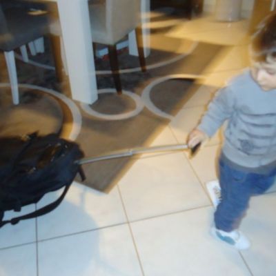 Κάνω πρόβα για το πως θα πηγαίνω στο σχολείο στο μέλλον