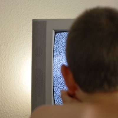 Ποια είναι η επίδραση της τηλεόρασης στα παιδιά μας και τι πρέπει να προσέχουμε;