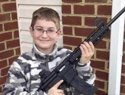 Έβαλε αυτήν την φωτογραφία στο face του και ο γείτονας φώναξε την αστυνομία