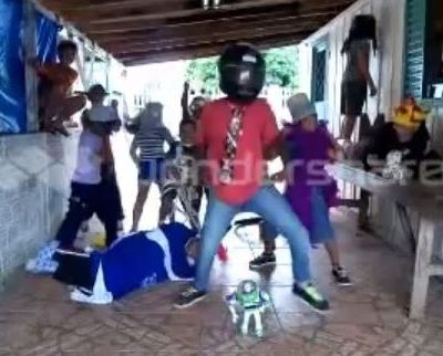 Το μεγαλύτερης διάρκειας Harlem Shake που έχουμε δει!