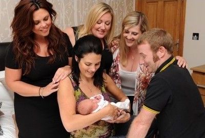 Γέννησε την ώρα του baby shower της! (φωτογραφίες)