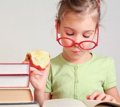 Ιδέες για γρήγορα και πρακτικά σνακ για την ώρα του διάβασματος, από την διατροφολόγο Ευσταθία Παπαδά