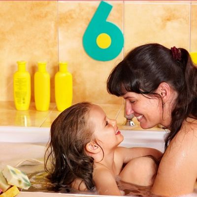 Το παιδί μου, μου ζητάει να κάνουμε μαζί μπάνιο. Είναι σωστό;