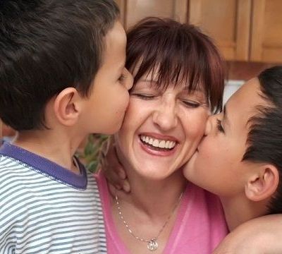 Γίνε κι εσύ Μητέρα SOS για τα παιδιά που έχουν ανάγκη - Ενα επάγγελμα καρδιάς