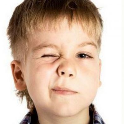 Tι κάνουμε όταν το παιδί μας παρουσιάσει τικ