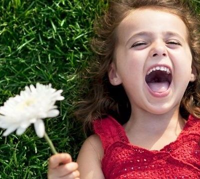 Τι χρειάζονται πραγματικά τα παιδιά μας για να είναι ευτυχισμένα;