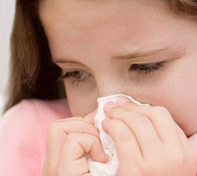 Oλα τα νεότερα για τη γρίπη που σαρώνει τη χώρα, γράφει η παιδίατρος Μαριαλένα Κυριακάκου