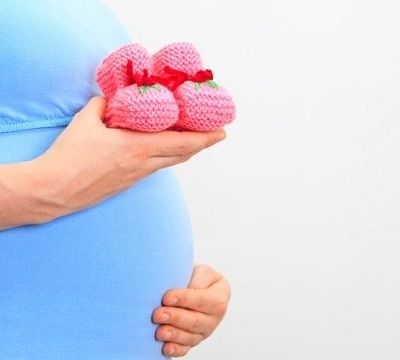 Oταν γίνεσαι κλέφτης, για ένα ζευγάρι μωρουδακιά παπουτσάκια...