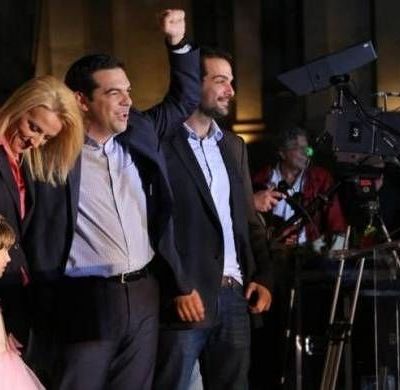 Τo tweet της Μελέτη για το κοριτσάκι που κρατούσε η Ρένα Δούρου